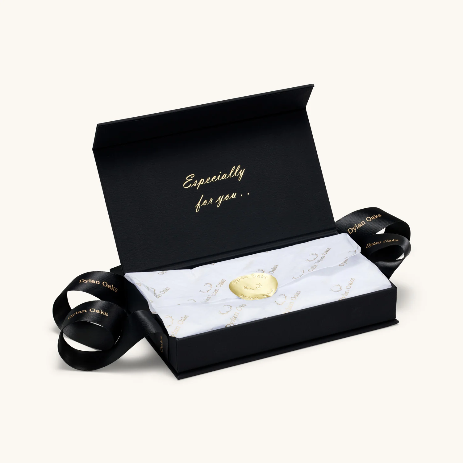 Classic Circle Charm Gold - Image 4