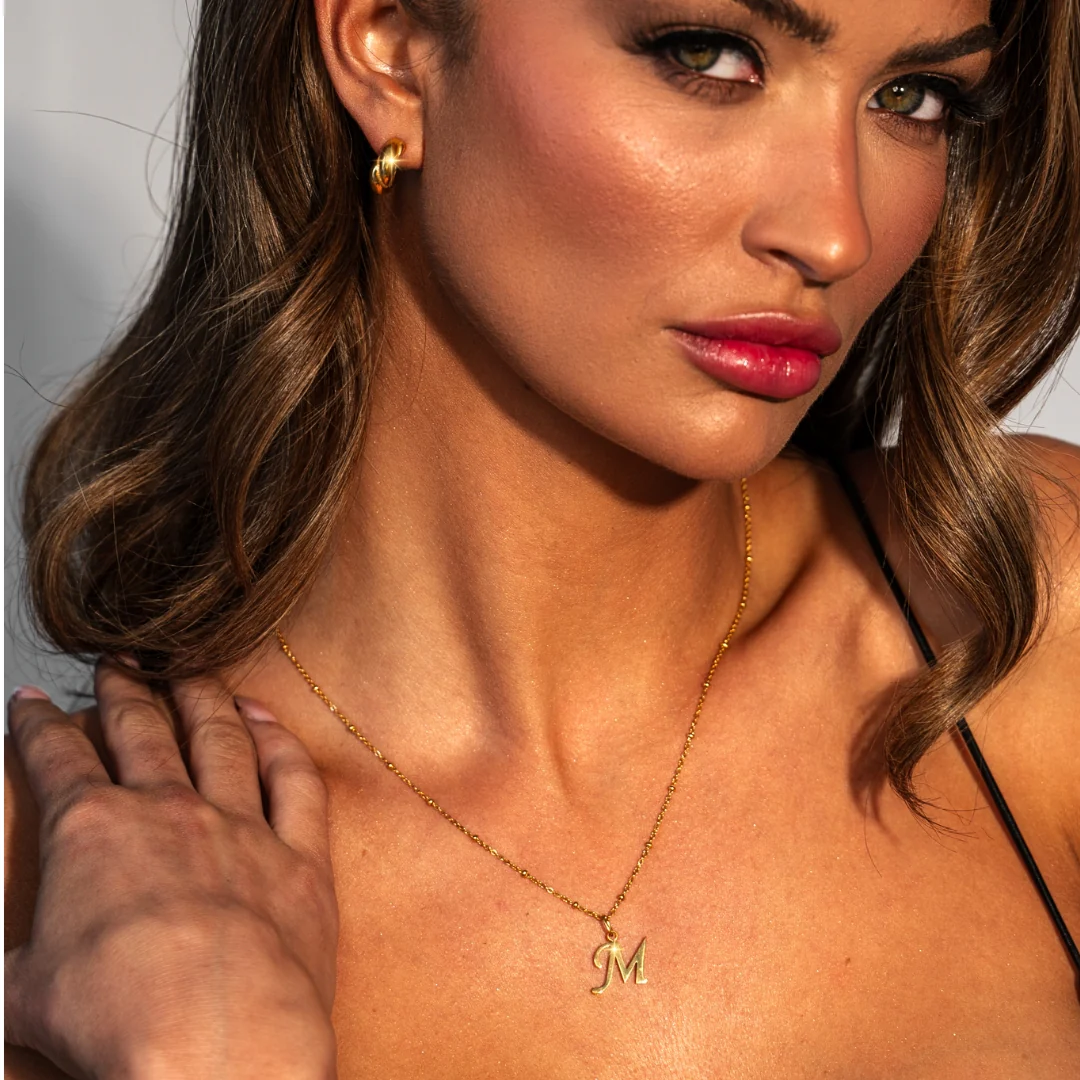 P Script Initial Necklace Gold - Image 4